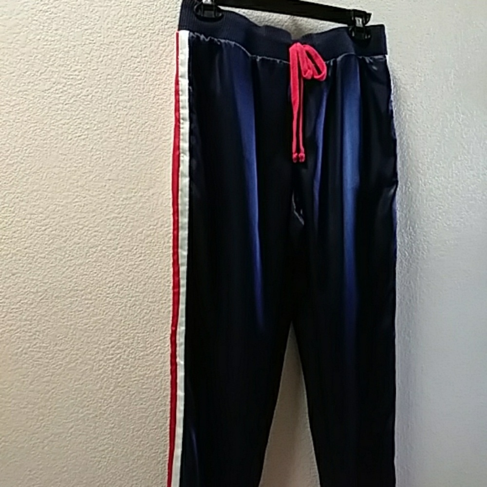 Red white and blue silk like pants MEDIUM - Picture 2 of 3